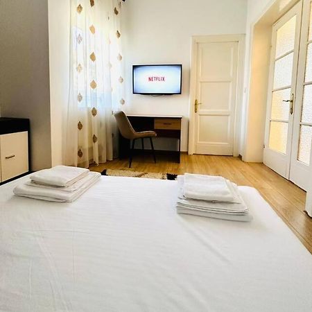 Cozy 1Br Apartment•Central•Quiet Bucharest Exterior photo